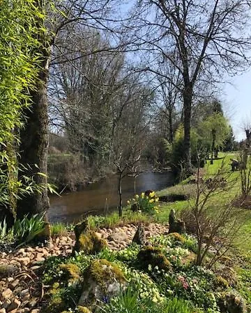 Le Hébergement de vacances Saint-Front-la-Rivière