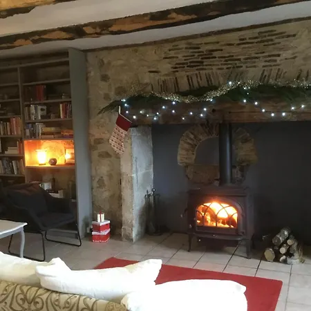 Le Hébergement de vacances Saint-Front-la-Rivière